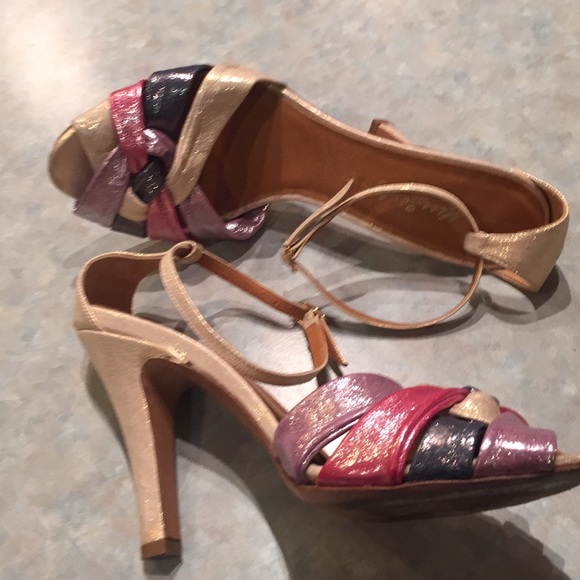 Miss sixty leather sandals with bonus pin. - Picture 4 of 8